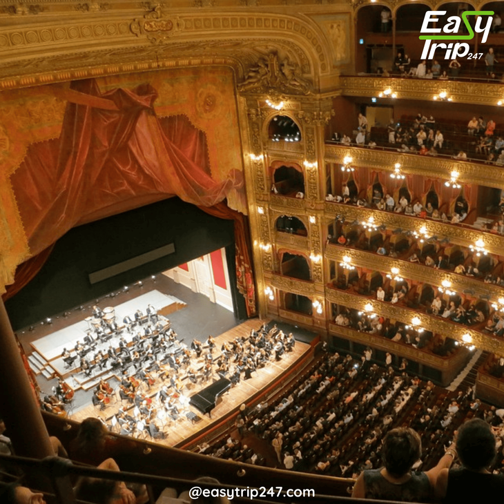 Easy-Trip-Ideas-For-Theater-Lovers-2