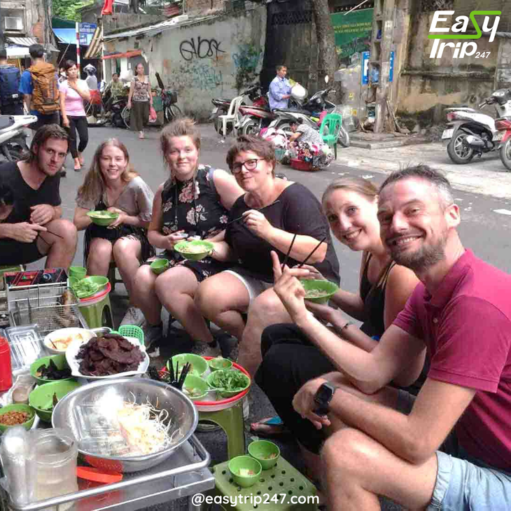 Foodie's-Paradise-Best-Walking-Food-Tour-Under-$30-2