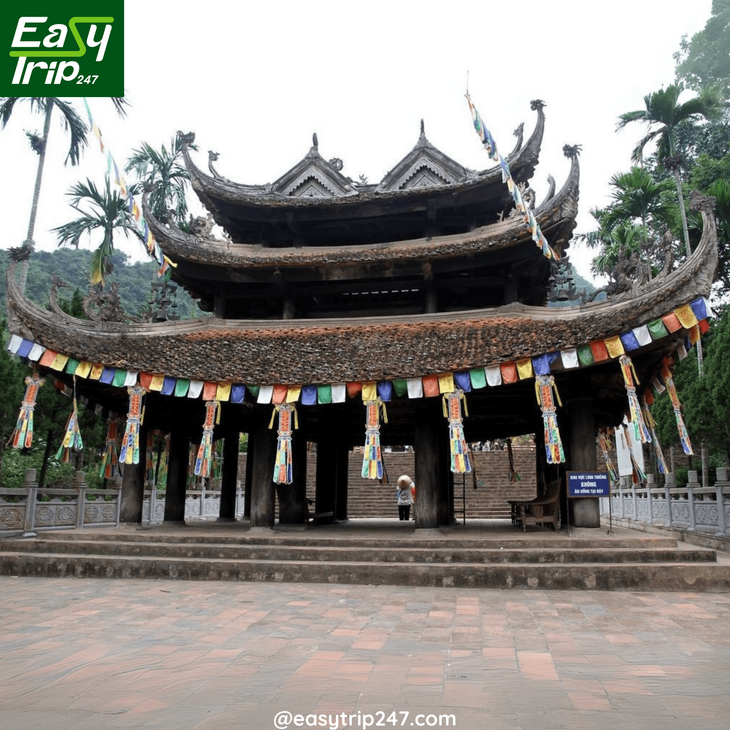 Insider-Secrets-What-Your-Walking-Tour-Guide-In-Hanoi-Won’t-Tell-You-2