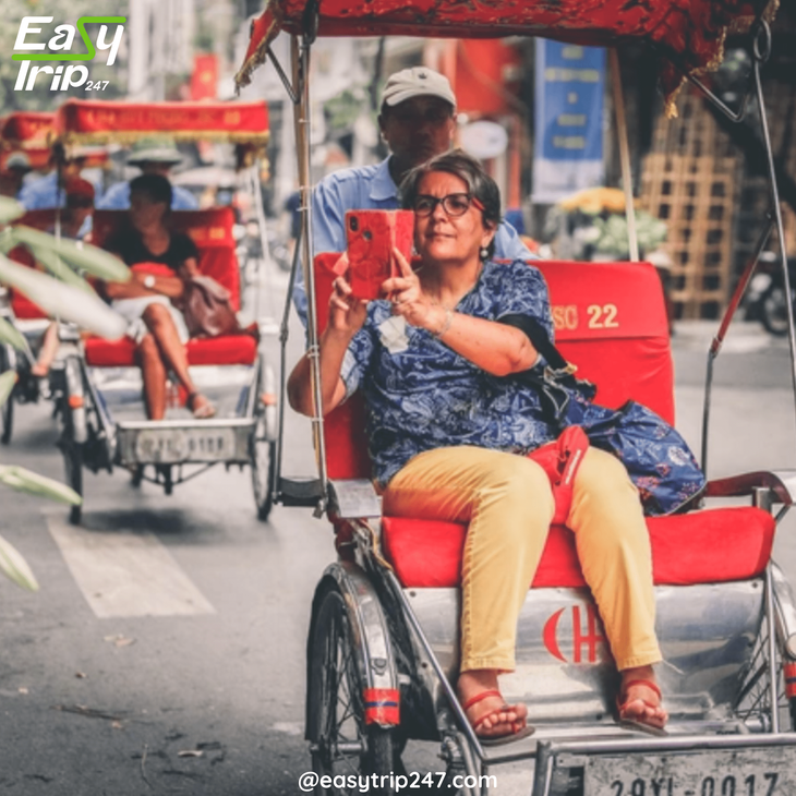 See-Hanoi-Old-Quarter-by-Cyclo-Is-It-Worth-It-2