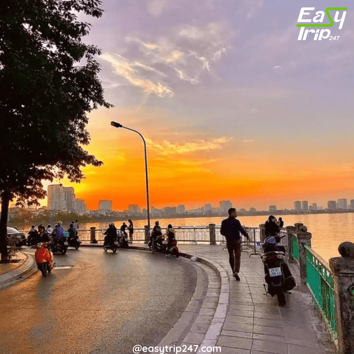 Walking-Tour-In-Hanoi-Best-Routes-For-Stunning-Sunset-Views-2