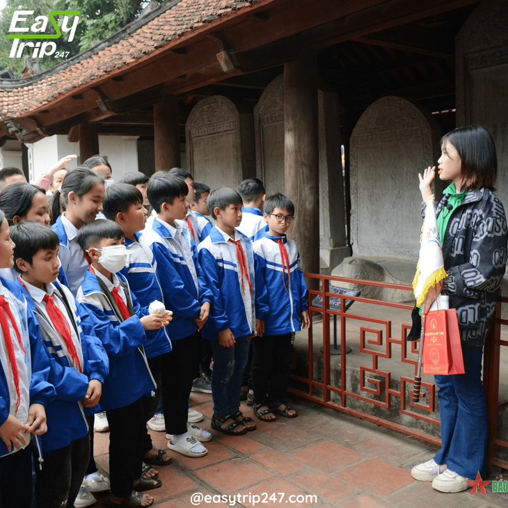 Why-Students-Should-Visit-the-Temple-of-Literature-in-Hanoi-2