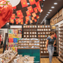 Where-to-Buy-Souvenirs-in-Hanoi-Old-Quarter-1